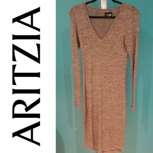 Aritzia Wilfred Free Long Sleeve Maxi Dress Size S